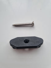 Load image into Gallery viewer, 100 Composite Decking Hidden Plastic T Clip Fixings and Stainless Steel Screws

